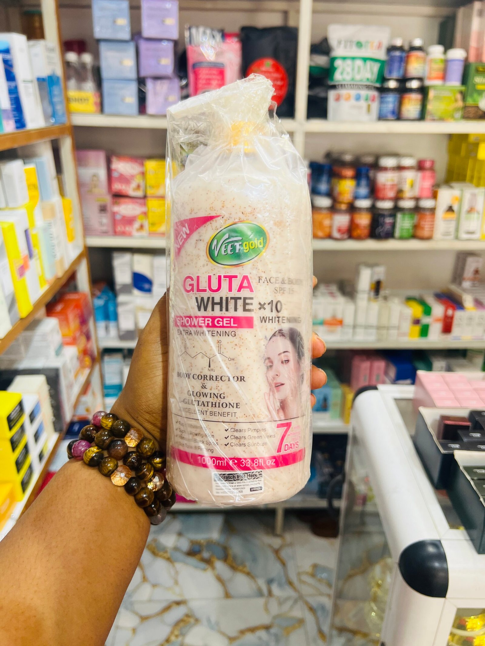 Veetgold gluta white shower gel