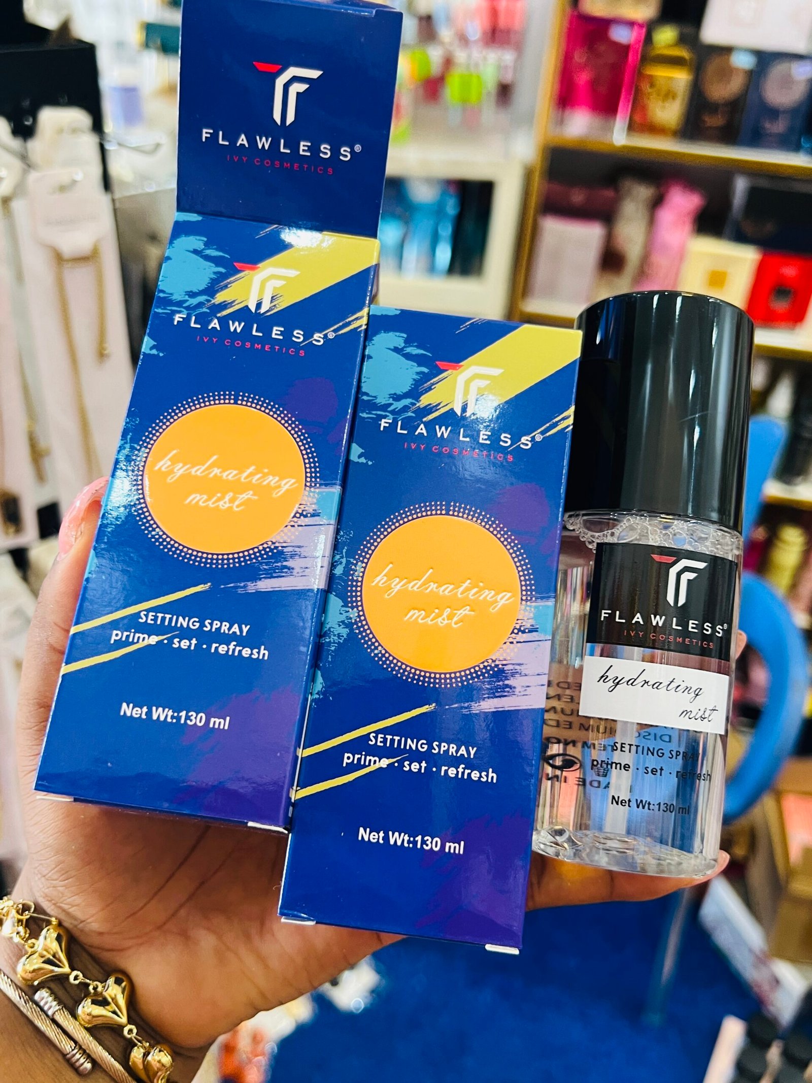 Flawless ivy hydrating mist setting spray