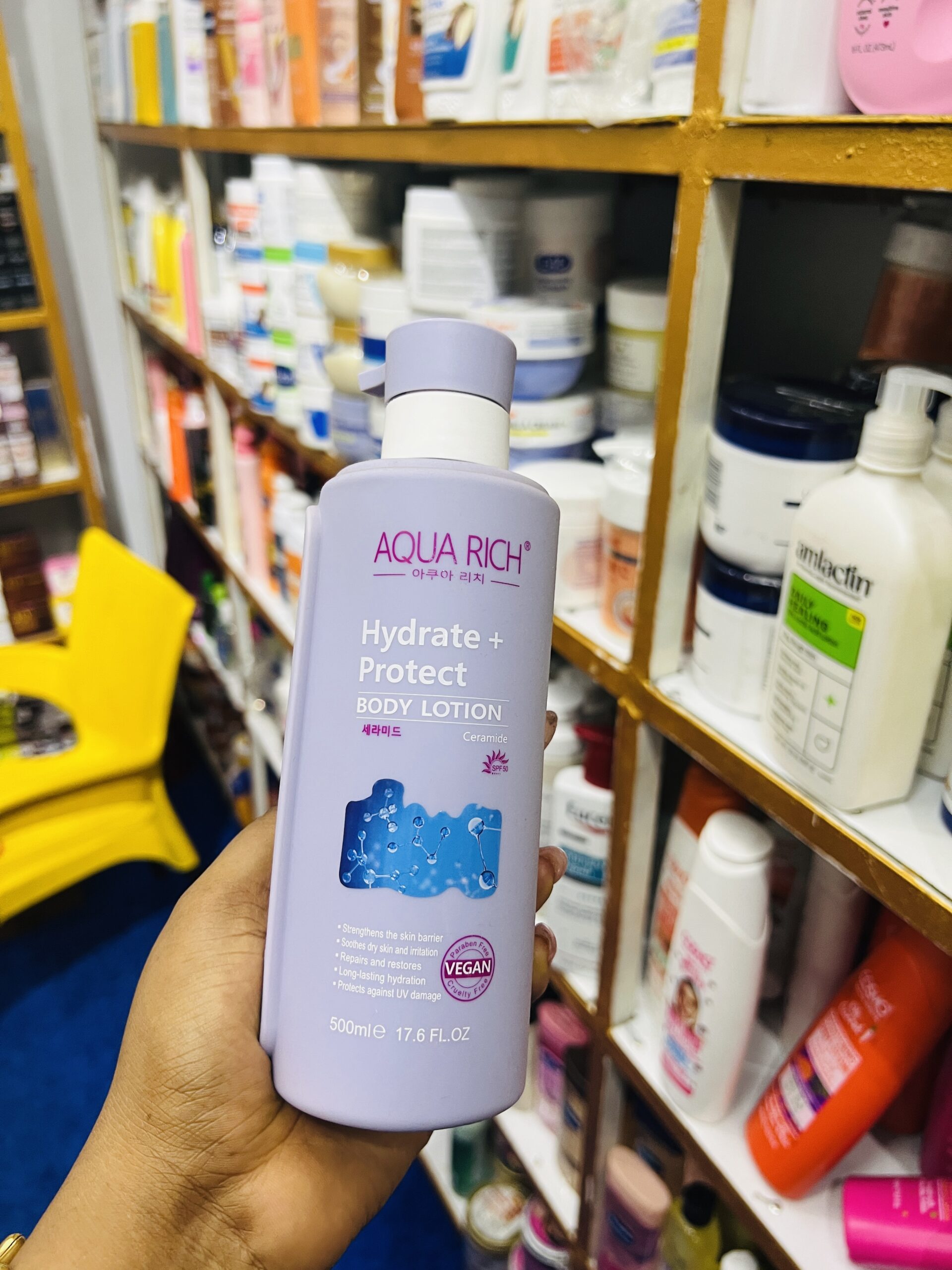 Aqua rich hydrate + protect body lotion